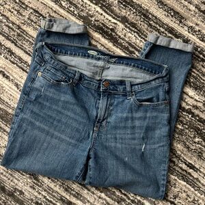 Old Navy Sweetheart Jeans - Capri length w/ cuff -Size 8